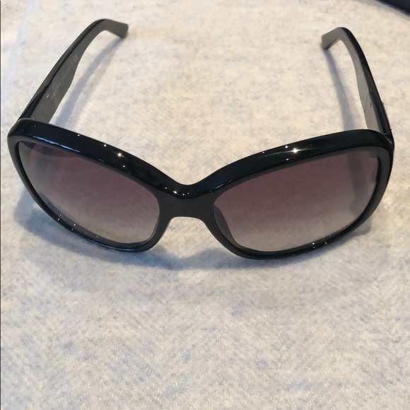 Prada sunglasses brand new - Picture 4 of 5